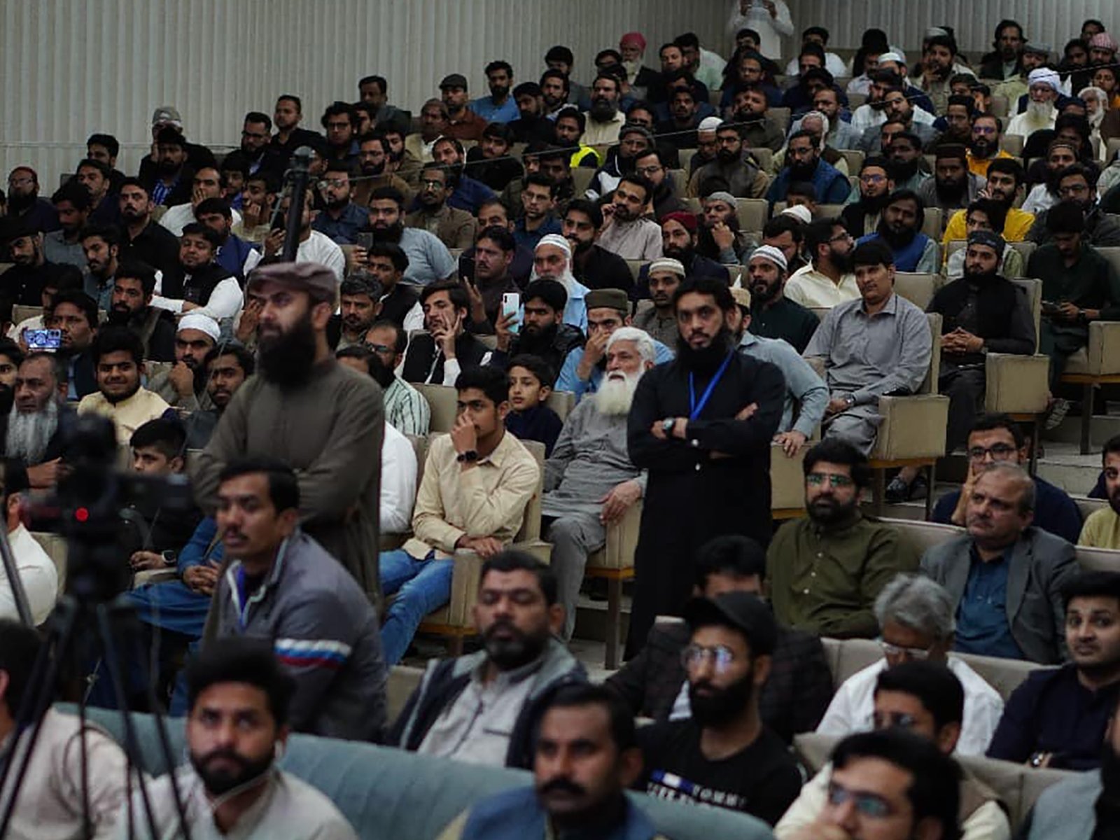 Engaged audience mid-session during Shaykh Atif Ahmed’s lecture at Punjab University