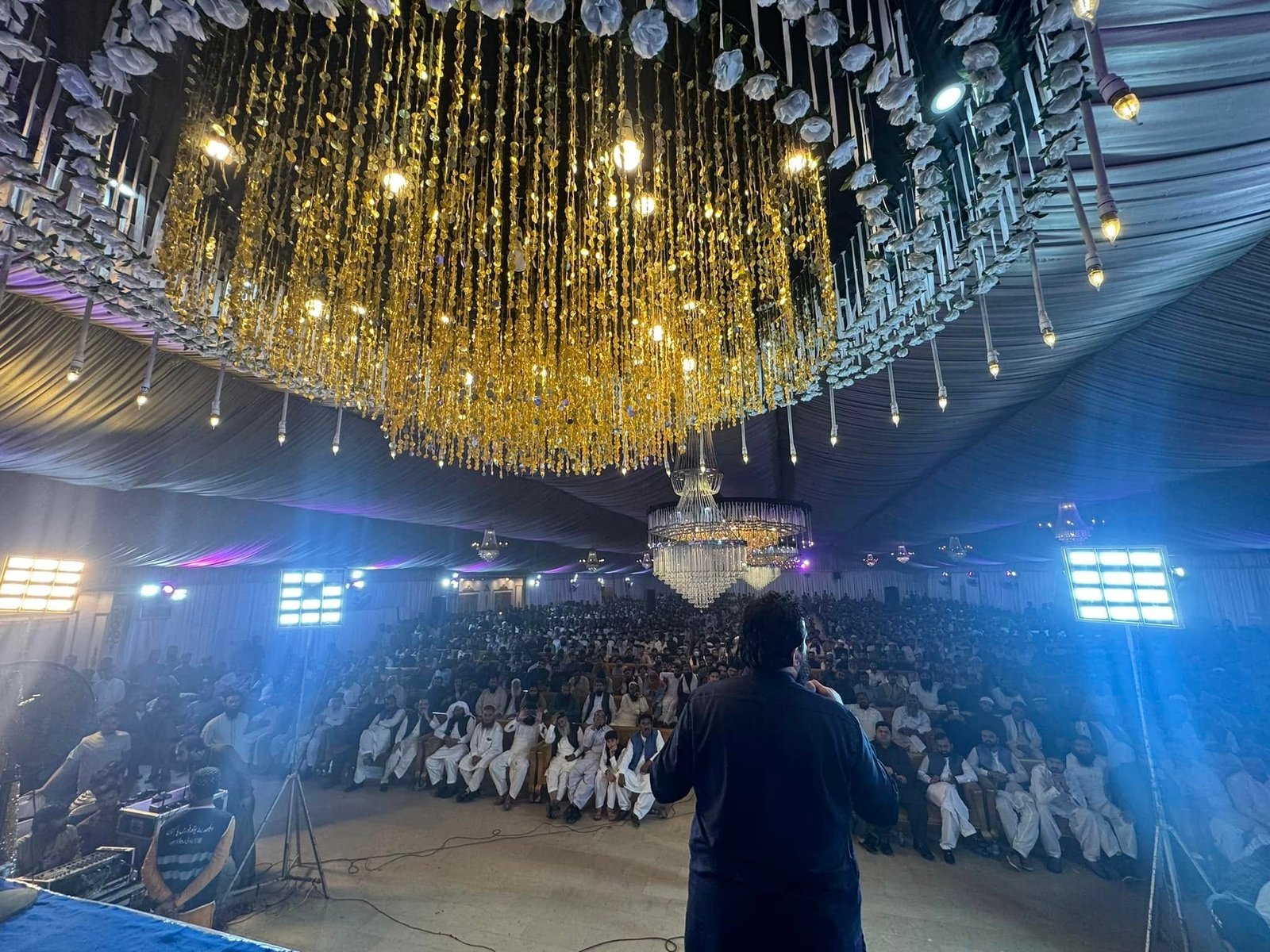 Audience attentively listening during main session of Historic Mailsi Jalsa